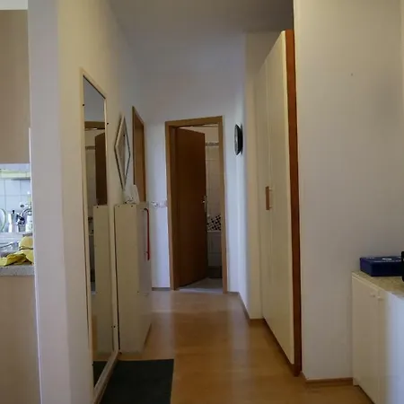 Apartment Aia *